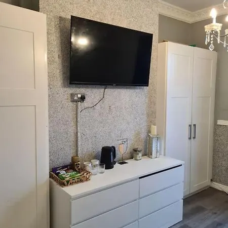 Entire Floor Based In Centre * Dublin